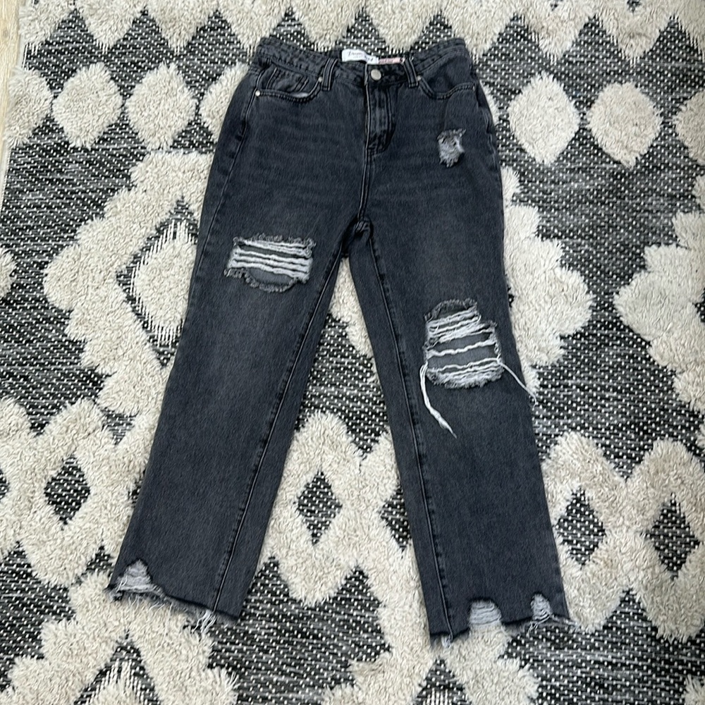 Denim Blvd LOS ANGELES distressed cropped jeans